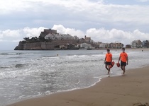 El servicio de salvamento y socorrismo en playas en Peñíscola realiza 155 asistencias en el mes de julio