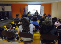 Charla para padres y madres sobre delitos tecnológicos