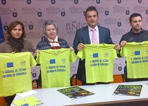 El Ayuntamiento de Peñíscola y la Peña Barça presentan su Campus Solidario de Navidad en beneficio del programa "Éxito Escolar" de Cruz Roja