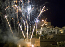 Policía Local de Peñíscola informa de las medidas de seguridad para el espectáculo piromusical