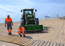 Peñíscola ultima la adecuación de playas y calas para el inicio de la temporada de baño