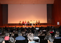 Peñíscola acoge la proyección de "Nada será igual", producida por la Diputación, para concienciar sobre el acoso escolar