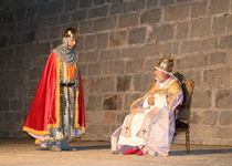 El Parque de Artillería de Peñíscola acoge la representacion teatral "El Papa del Mar"