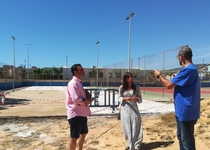 El Ayuntamiento de Peñíscola construye dos nuevas pistas de pádel en el Polideportivo municipal