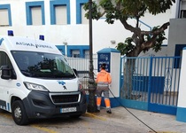 Peñíscola suma ya más de 1000 horas de trabajos de desinfección de viales, espacios y edificios públicos desde que se iniciase el estado de alarma