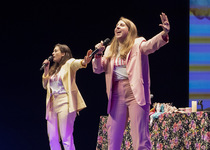 Peñíscola From Stage arranca con el "Sold Out" de Estirando el Chicle