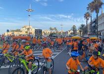 Peñíscola congrega a alrededor de 1.000 participantes en la bicicletada de Fiestas