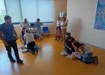El Ayuntamiento de Peñíscola forma a su personal, clubes deportivos y centros educativos en el uso de desfibriladores