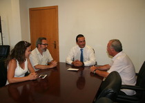 Los beneficios de la representación teatral "El Papa Luna" ya están en manos de Cáritas