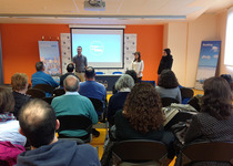 Empresas de alojamiento de Peñíscola asisten a la jornada de formación de booking.com