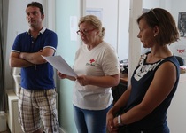 Cruz Roja Peñíscola celebra los 150 años de la agrupación con su estreno en redes sociales y la lectura de un manifiesto