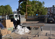 "Gente en marcha", en colaboración con los Servicios Sociales en Peñíscola, hace acopio de alimentos para repartir en Navidad