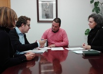 El Ayuntamiento de Peñíscola colabora con la compra de libros para el instituto de la localidad