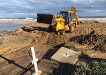 El Ayuntamiento de Peñíscola trabaja para paliar los efectos del temporal marítimo en la playa