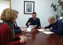 El Ayuntamiento de Peñíscola firma un convenio de colaboración con la residencia concertada de la tercera edad ubicada en el municipio